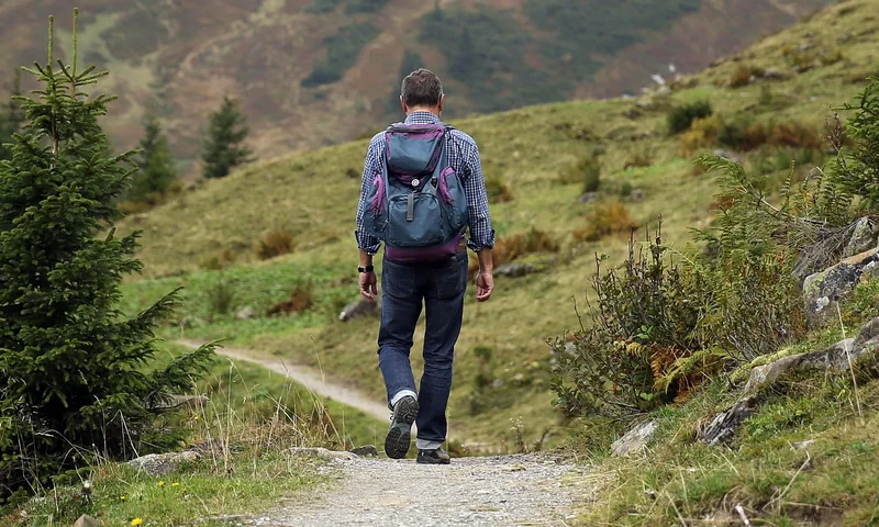 Idée cadeau pour voyageur homme vs femme : oubliez les clichés